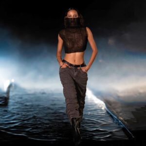 Manon Gautier Top Cagoule noir